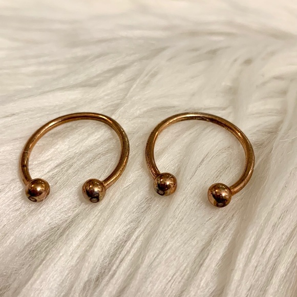 Set of 2 La Soula Rose Gold Rings w/ Diamonds - Picture 3 of 4